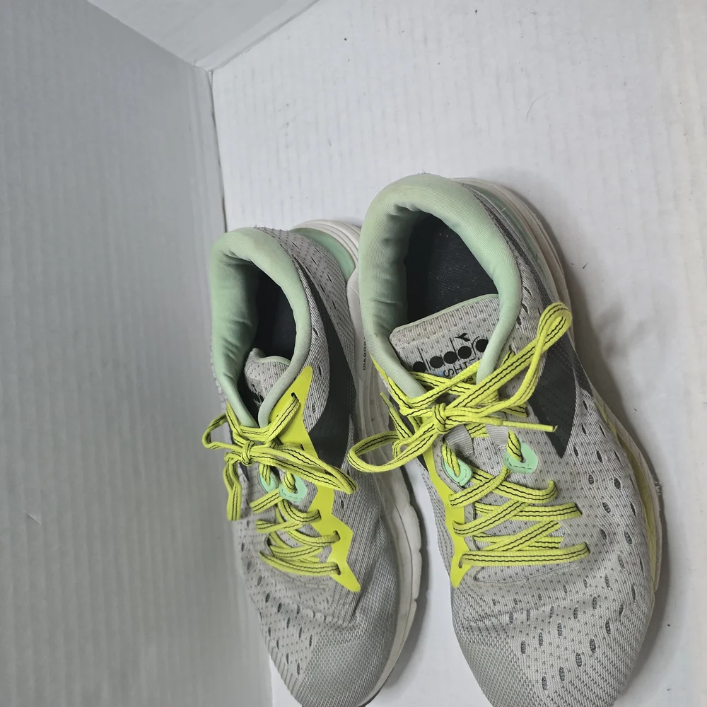 Diadora Athletic Shoes - Gray and‎ Yellow